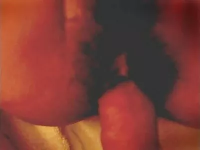 രണ്ട് ചൂടുള്ള സ്ത്രീകളുമായി ഗ്രൂപ്പ് സെക്‌സ്