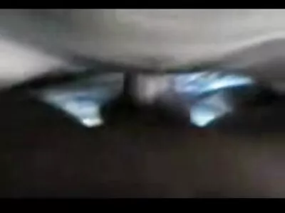 ഞാൻ അവളെ ഇറുകിയ തുഷിയെ സ്നേഹിക്കുന്നു